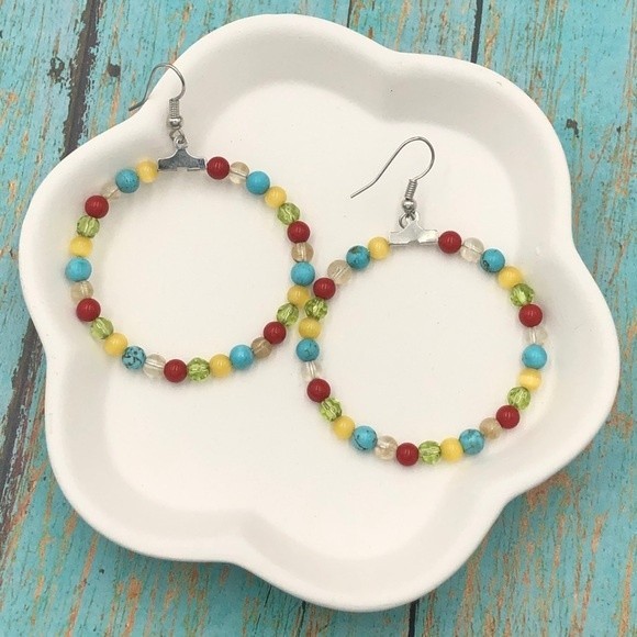 🌼 Stone Glass Multicolor Drop Hoop Earrings - Picture 1 of 2